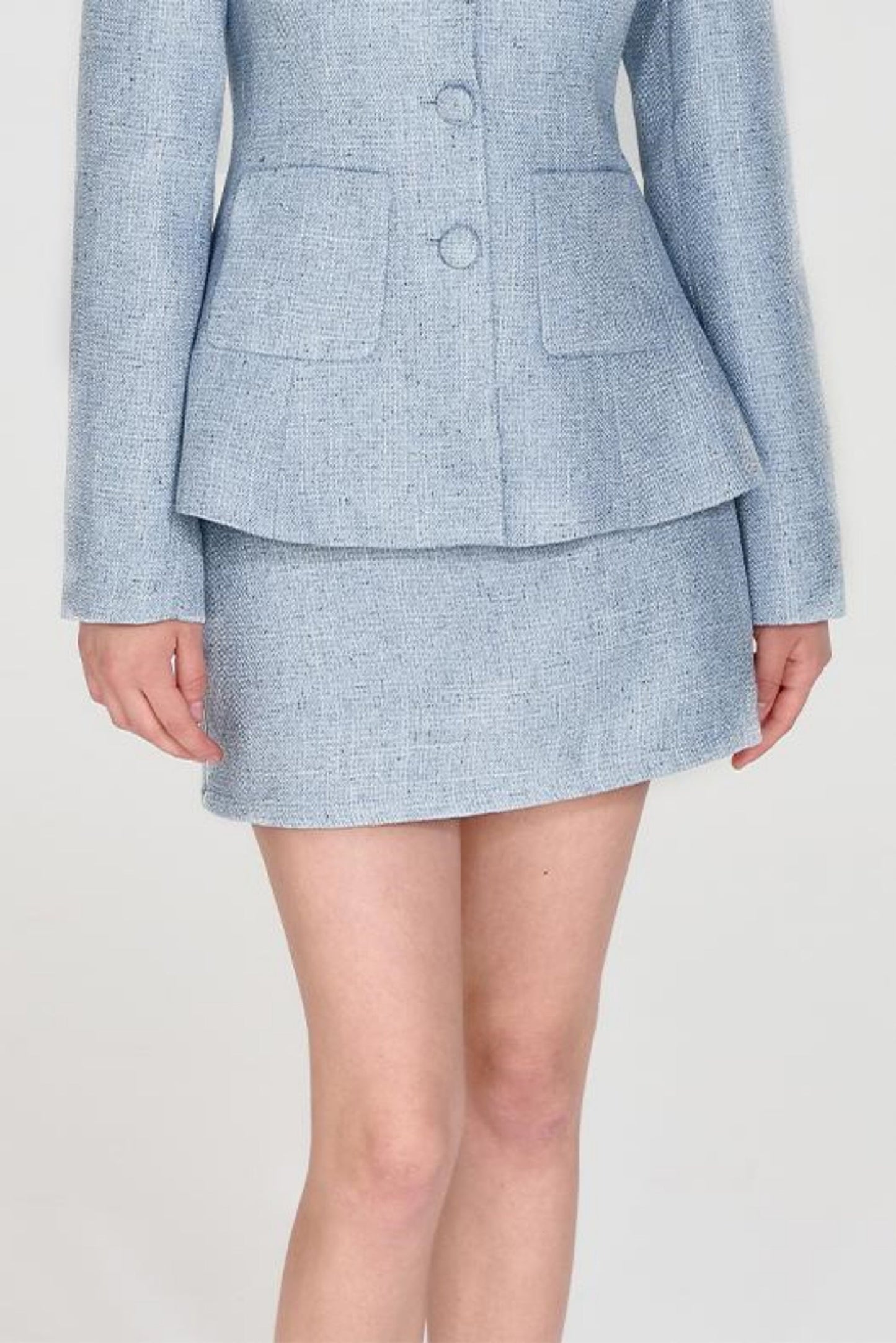 スパンコールのシックなセットアップ