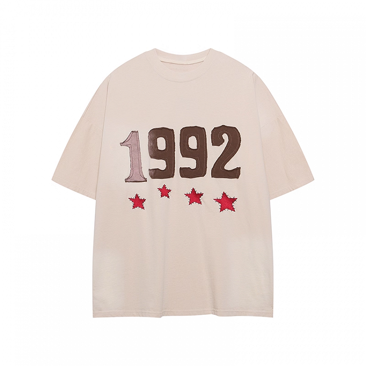 Sternstickerei Vintage Faded Wash Nummer Beige/Rot und T-Shirt