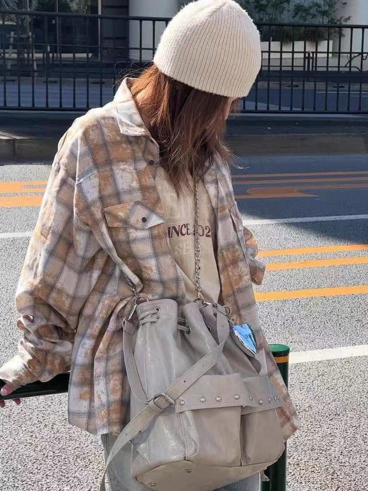 2-Way White Backpack With Drawstring Closure And Chain Straps