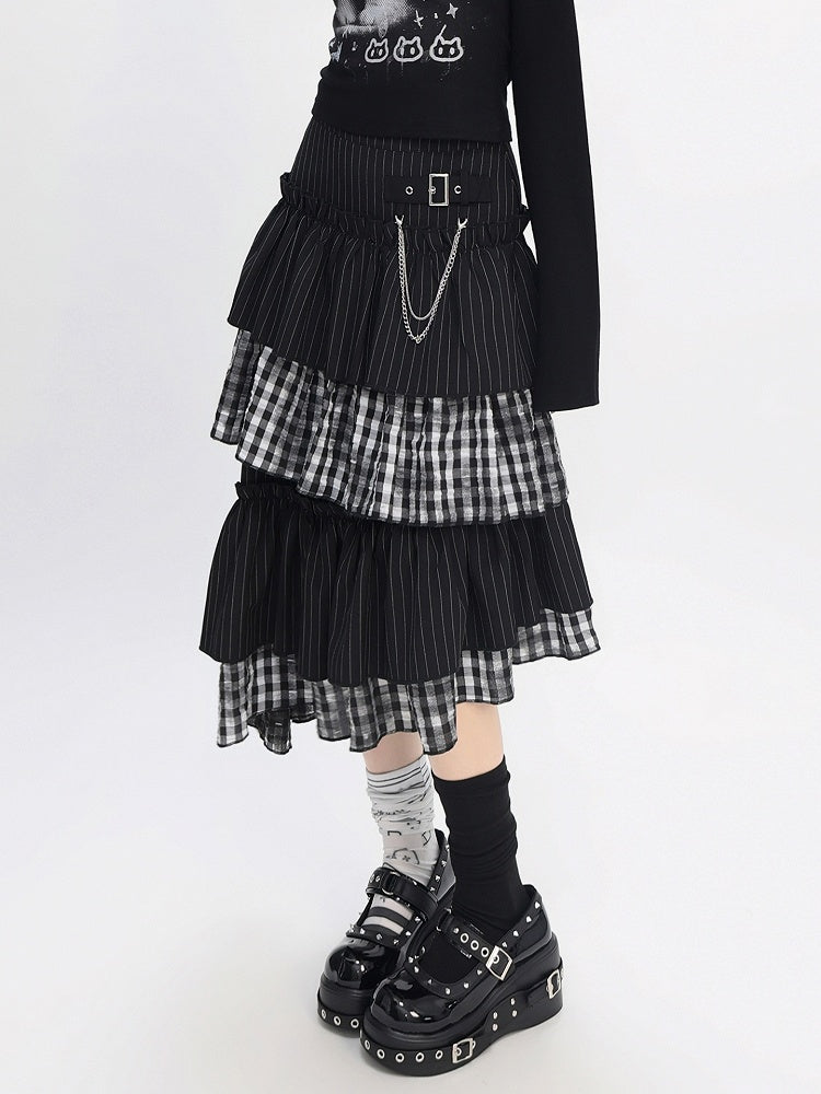 Asymmetrical Stripes Tiered Pattern Plaid Black Hem Skirt with and Y2K