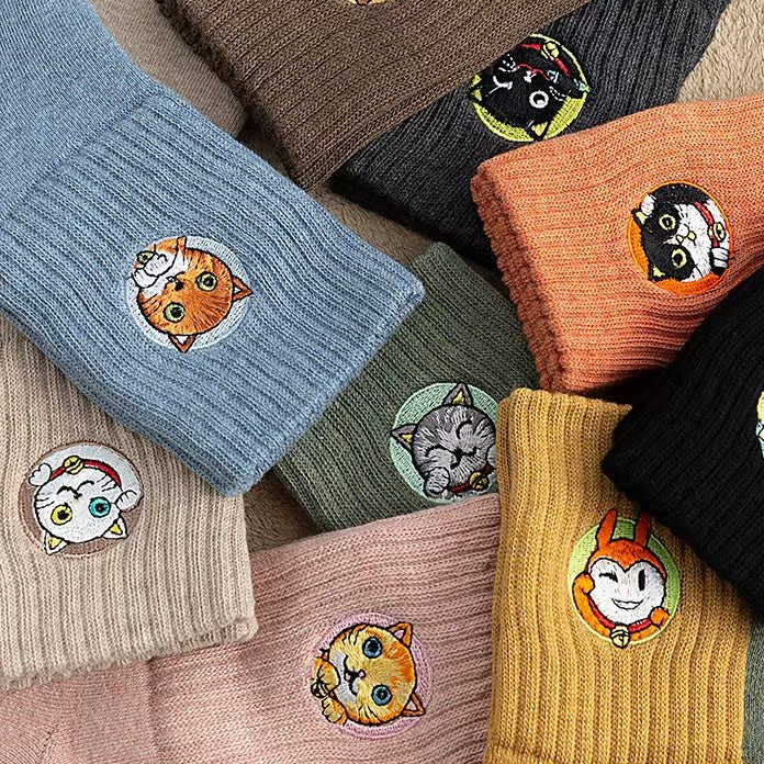 Cute Kitty Embroidered Calf Socks