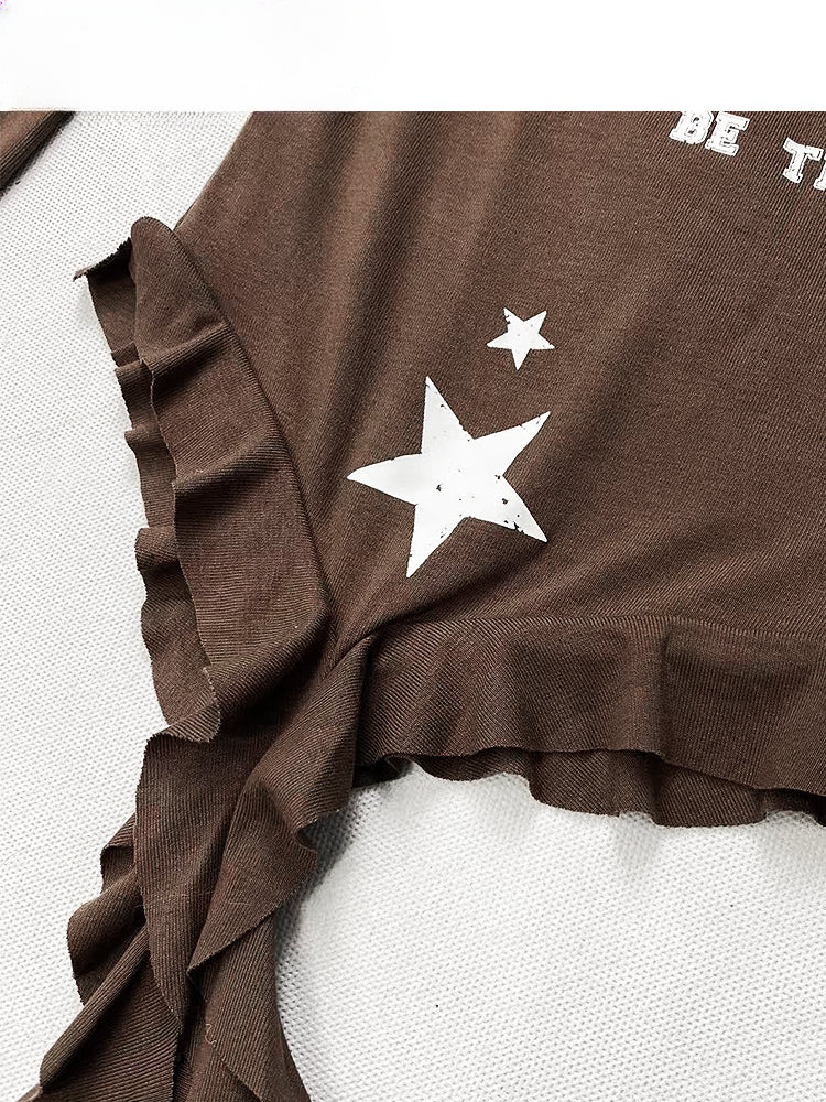 Kaffeefarbenes Top mit asymmetrischem Saum