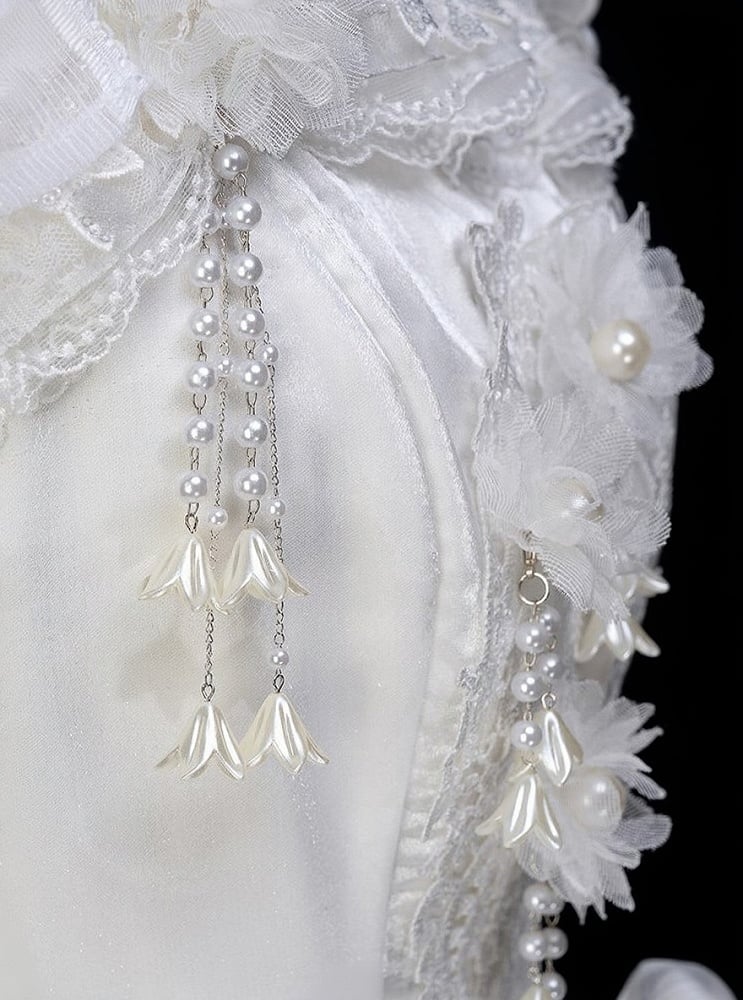 Bead Valley Dress of Lily Bow Embroidered White Sweet with Accents and Lace the Lolita
