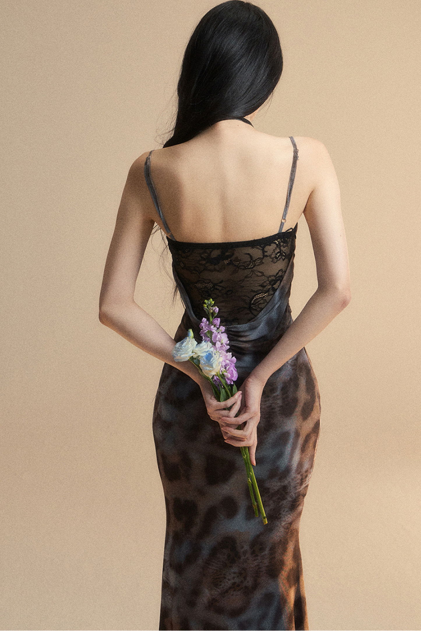 Leoparden-Empire-Kleid aus Spitze