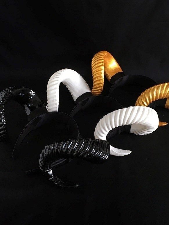 Gothic Lolita Devil Large Black/White/Gold Horn KC Size