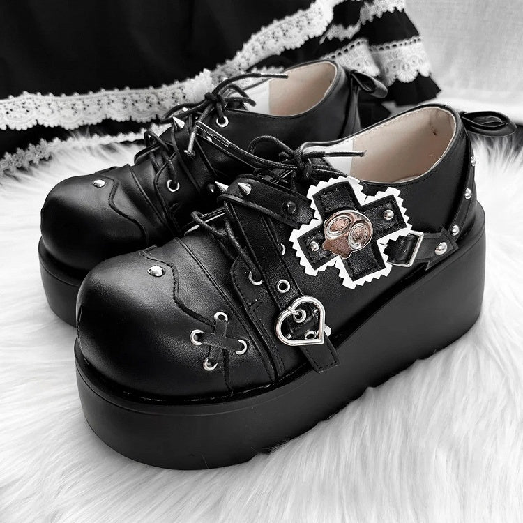 Studded Matte Accents Shoes Platform Gothic - Black
