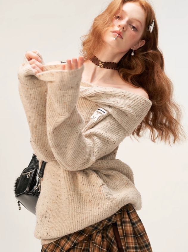 オフショルダーニット ルーズダメージ