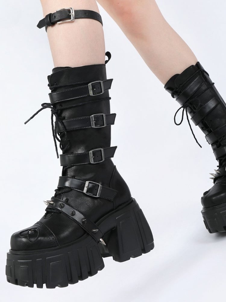 Chunky Plateaustiefel mit Akzenten, Nieten an der Spitze, schwarzer Cyberpunk-Stil mit Riemen – wadenhohe Schnalle mit Augenverzierung