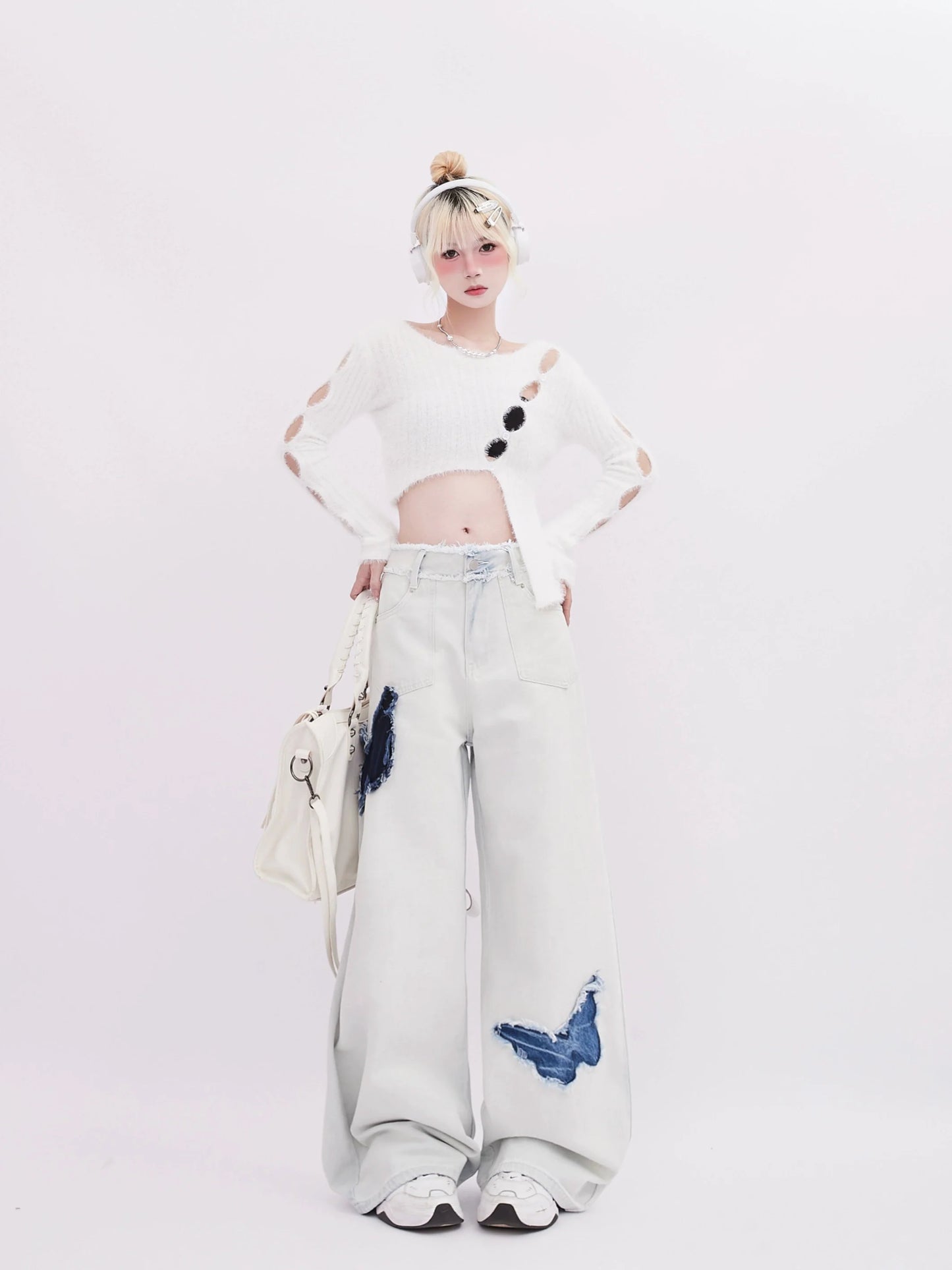 Blauer Denim, weite weiße Schmetterlingshose