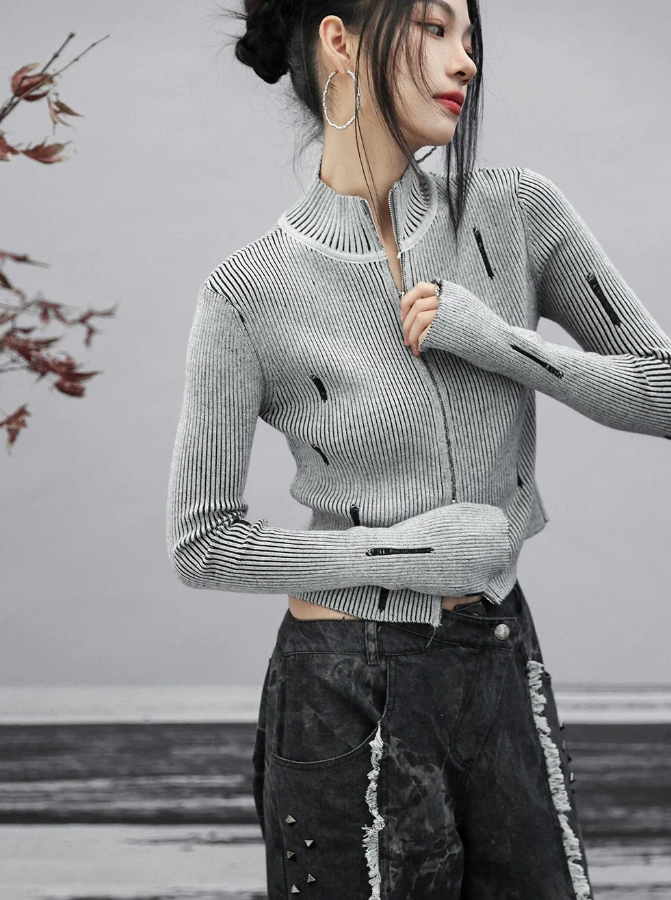 Gerippte Strickoberteile mit Reißverschluss und halbem Halsausschnitt
