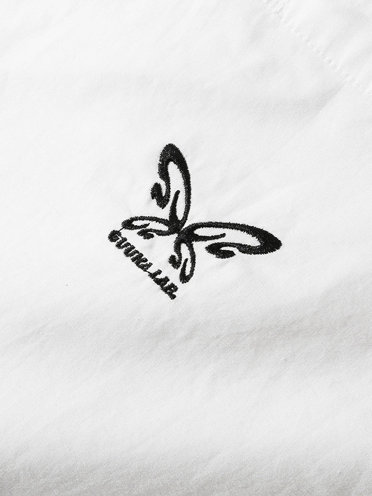 Shirt Design Trend Langes Logo Schmetterling