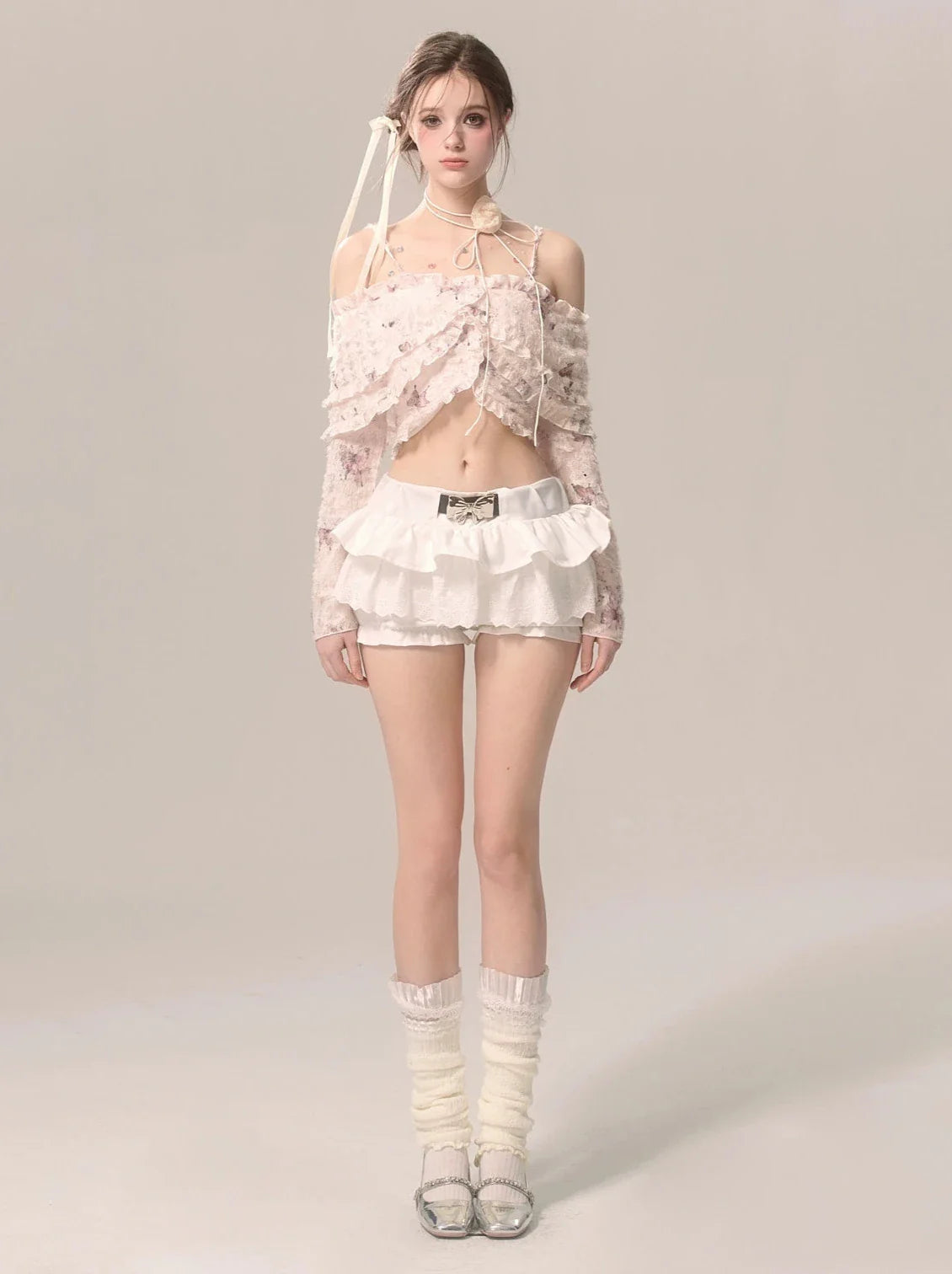 Chiffon-Top mit Rüschenträgern und Schmetterlings-Ausschnitt, schulterfrei, Spitze