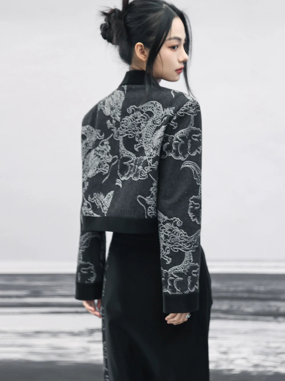 Taillenspleißen Retro High Loose Top Zweireihiger Drachen-Jacquard