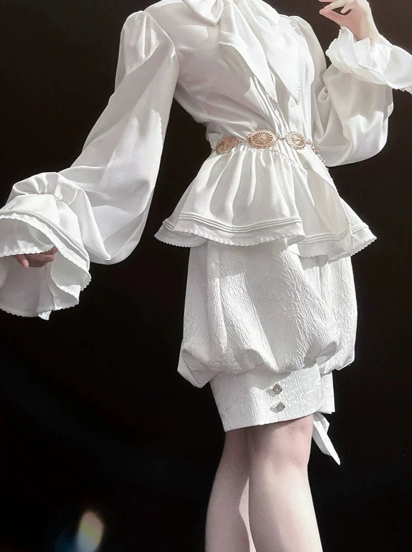 Goldene Gürtelkette