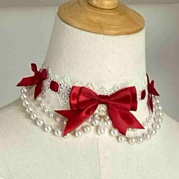 Choker Chain Bead / Red Bonnet Bowknot