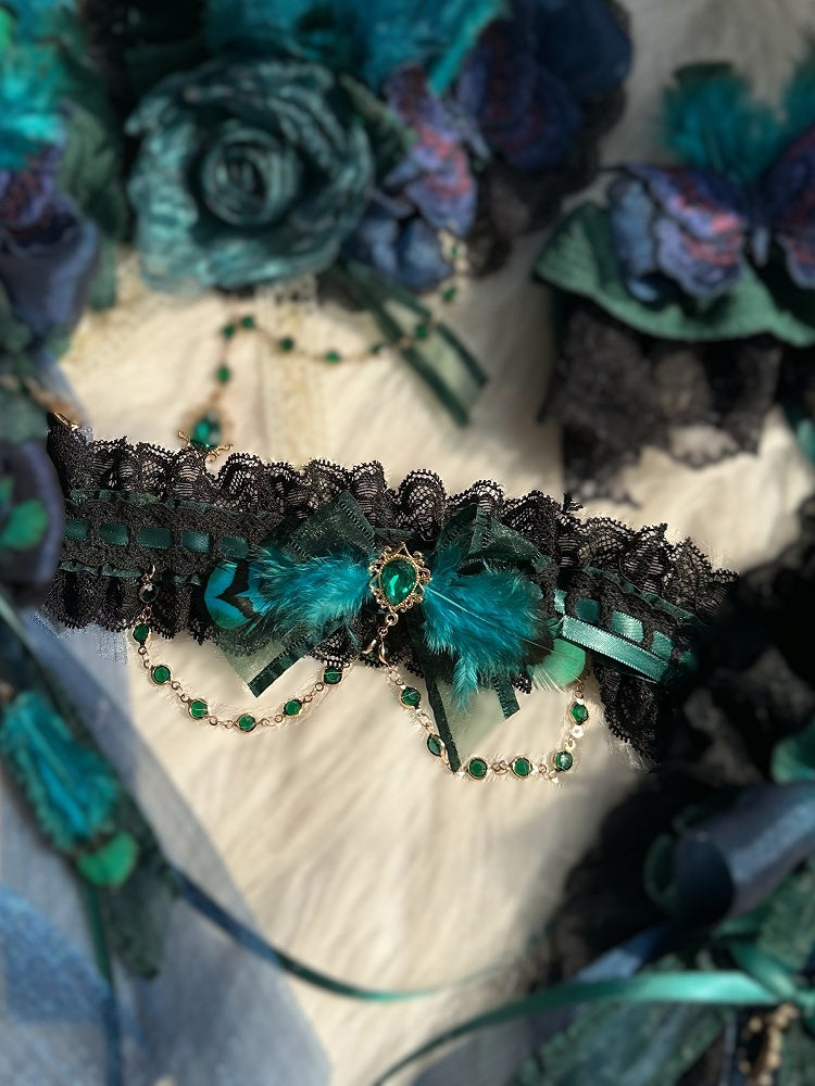 Green Chain Lace Feather with Gemstone Peacock Choker