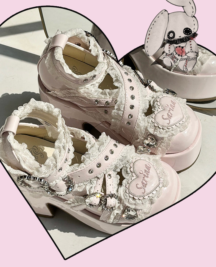 Plateau-Absatz mit Strass-Dekor und Absätzen: – Schnallenriemen Kei Criss-Cross Pink Chunky Lace High Jirai