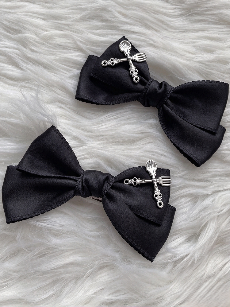 Lolita Bow Hair Clip in Black with Cutlery Decoration - Vivian's Diary