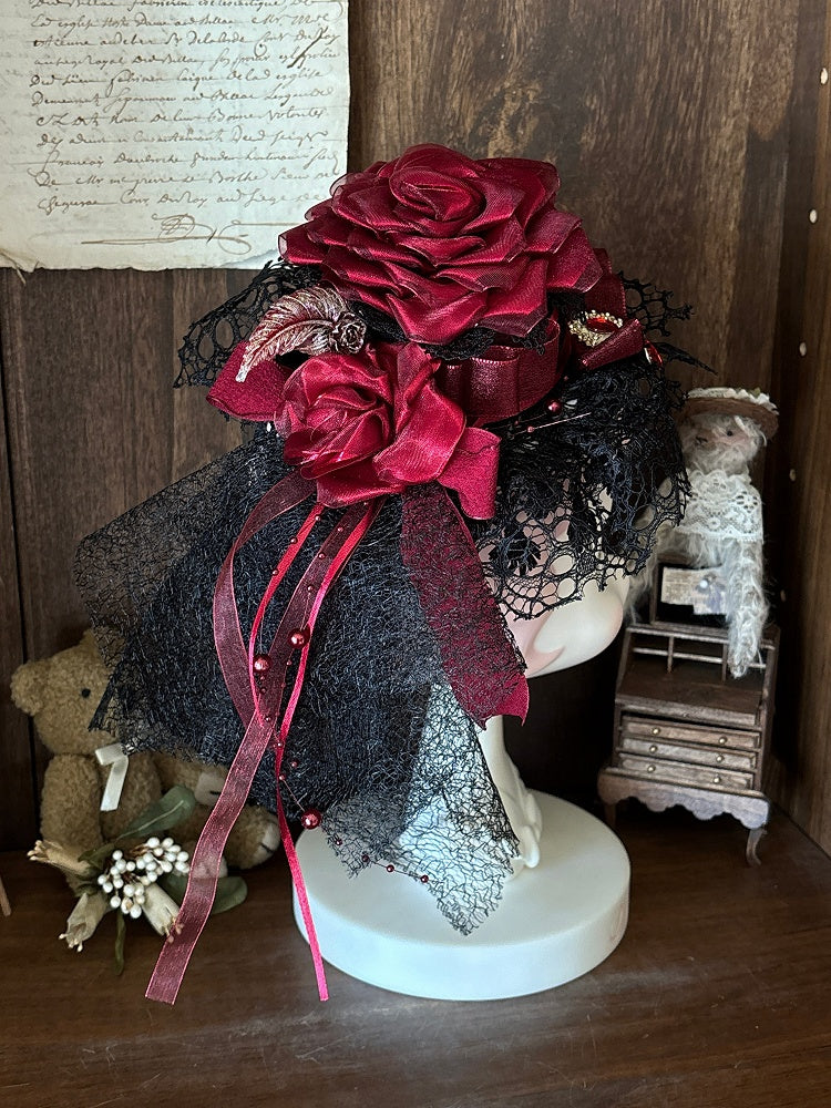 Mini-chapeau rose noir et rouge - Couronne de roses
