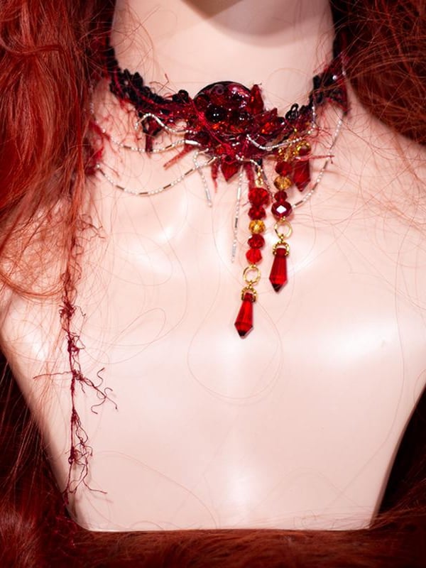 Design Lolita Red Rhinestone Spider Pendant Gothic Choker