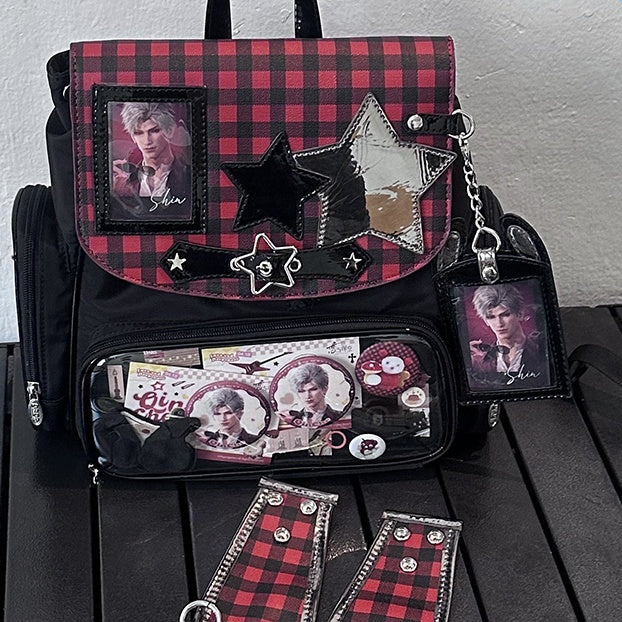 Mit Hasen-schwarzem Kartenhalter-Rucksack, rotem abnehmbarem Ita und Ohranhänger