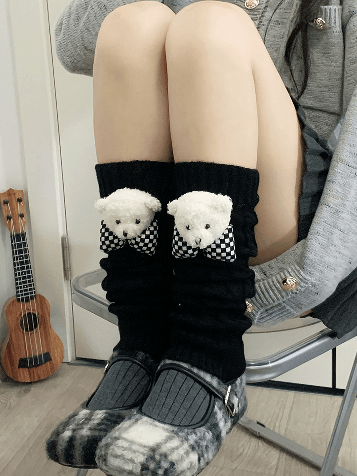 ミルクホワイト Y2K ニットレッグウォーマー(クマのぬいぐるみ付き)