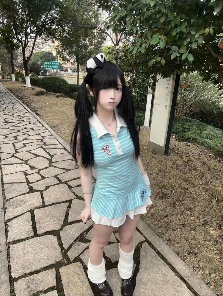 Striped with Partial Polo Blue Buttons Dress Heart-Shaped