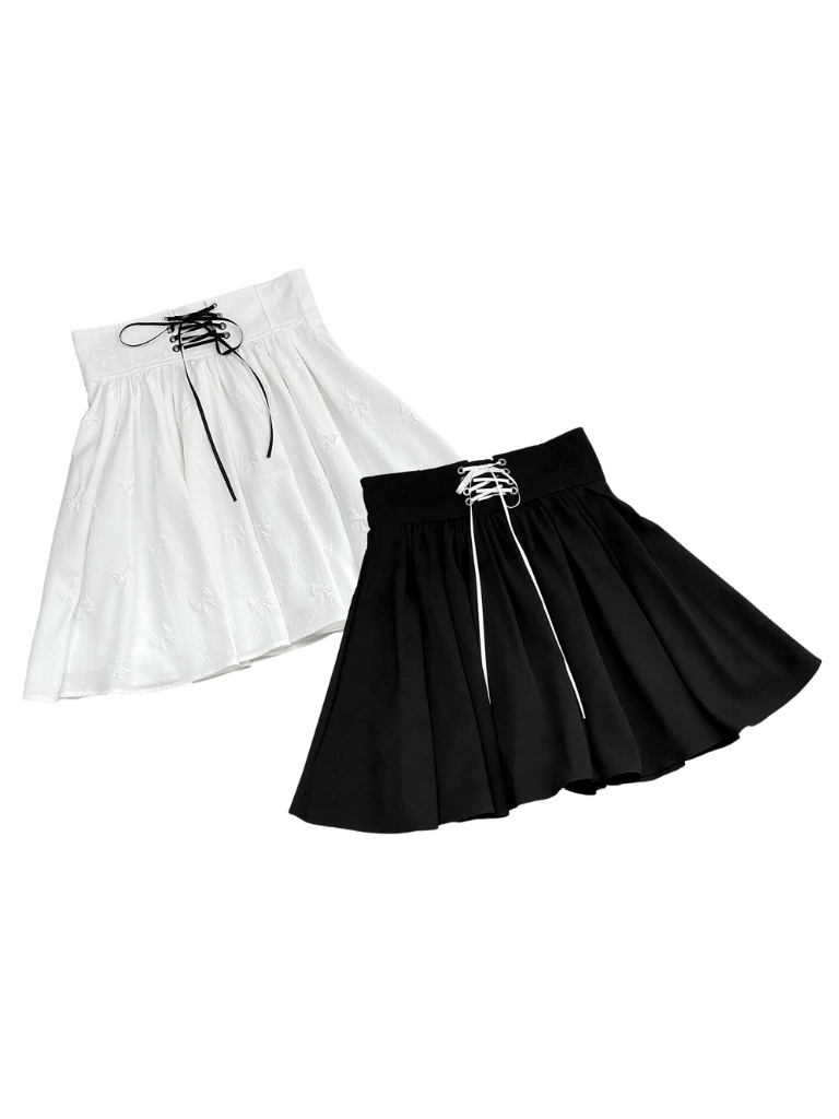 Hoch taillierter Jacquard-Rock mit Bändern