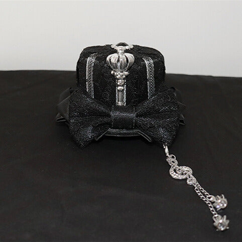 チャームクラウンチェーン付きブラックミニシルバーハットノートとミュージカル