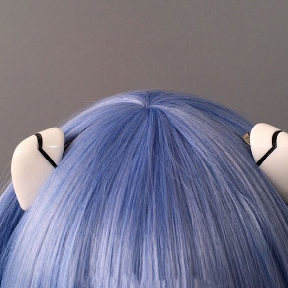 ホワイトレッドサイバーパンクヘアクリップ