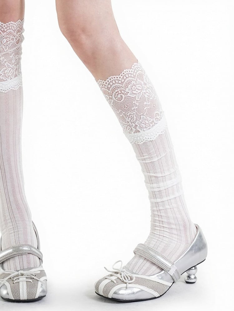4-Color Lace Trim Calf Socks with Stripe Pattern - ModaSwings
