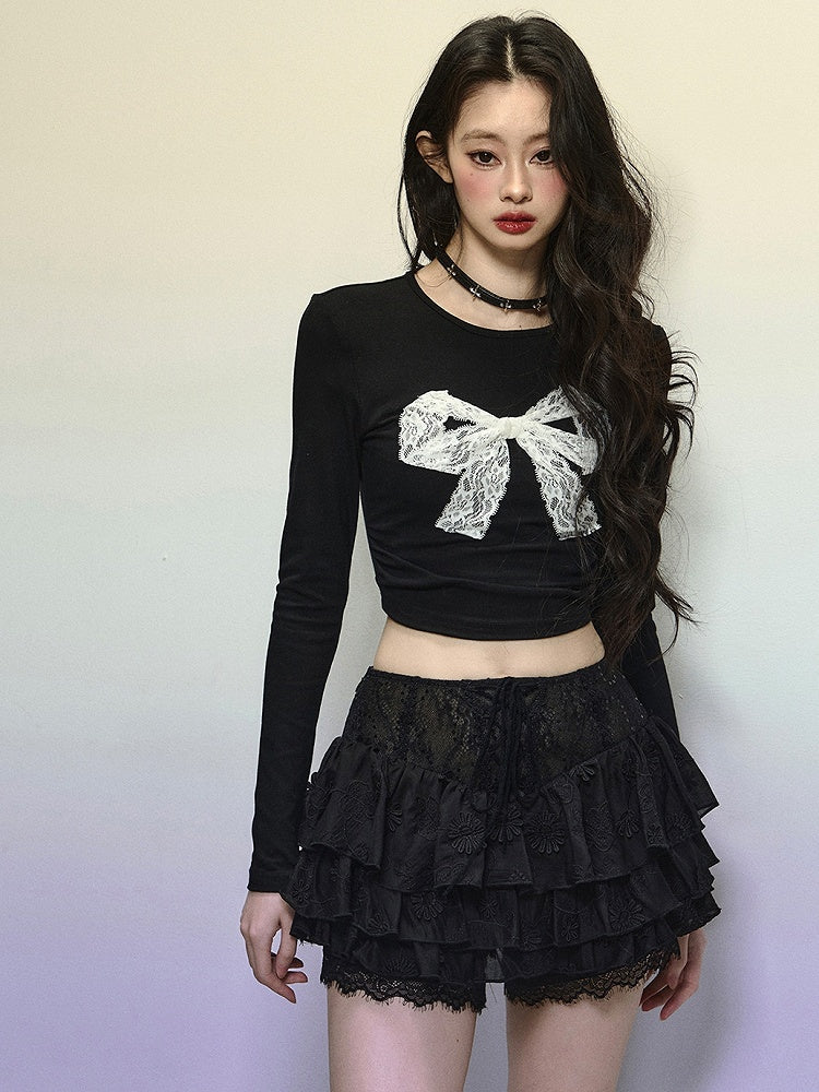 ブラックレースの花柄ハイウエストティアードミニスカートレースアップディテール