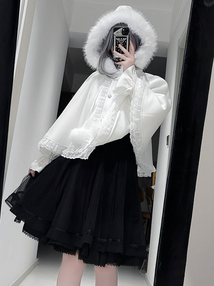 Accents Shaped with Lace Plush-Edged Cape Kei White Hood Heart Buttons Jirai