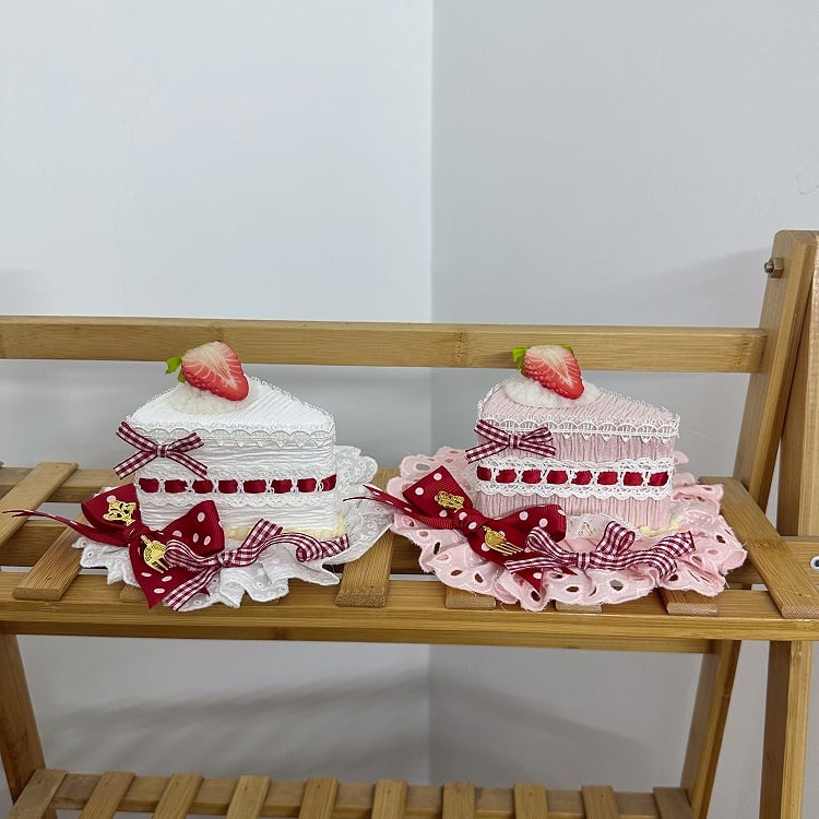 Mini Hat Lolita Cake Strawberry Sweet Triangular White/Pink