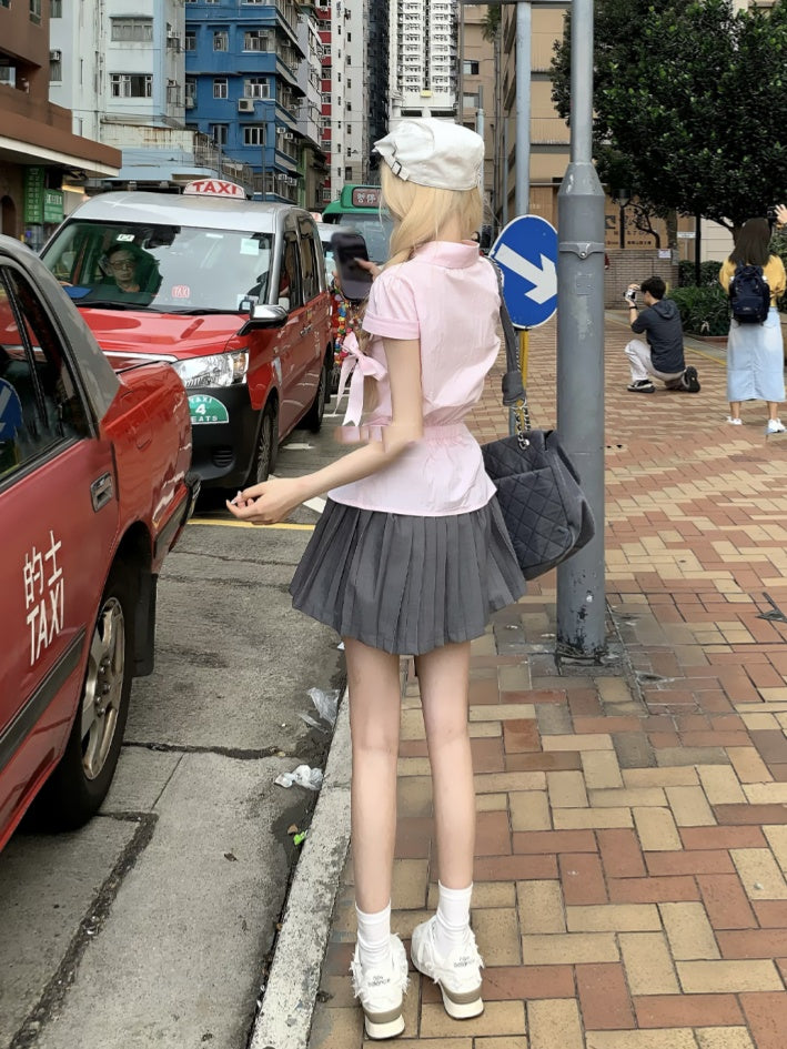 プリーツスカートスタイルのプレッピースイートピンク半袖シャツ/グレーミニ