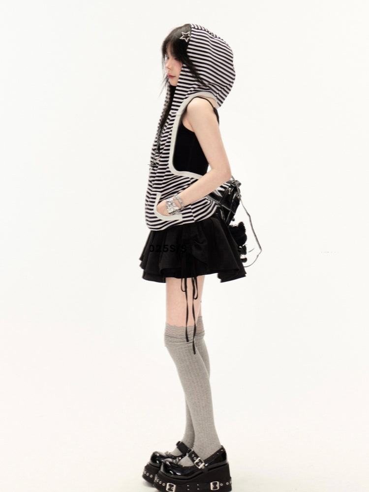 Pattern Backless Hooded Vest and Black Striped White