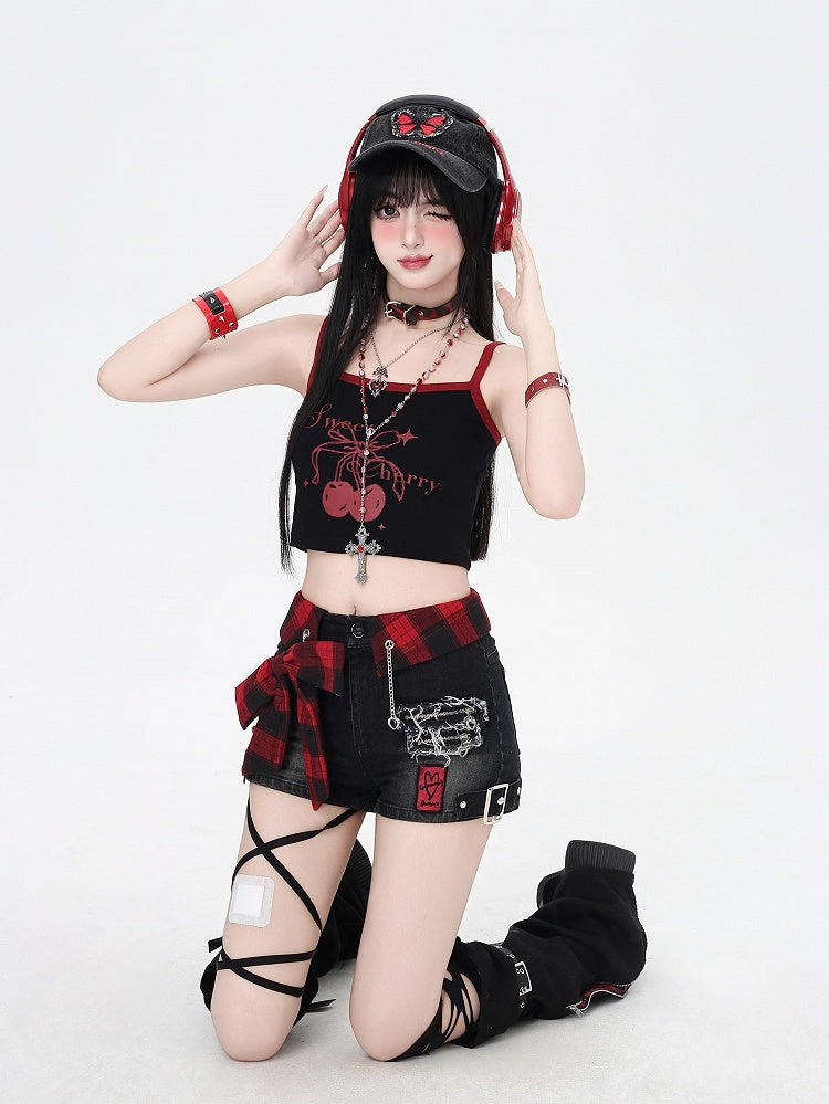 赤いデニムショートパンツ チェック柄 蝶結び 黒 グラマラス