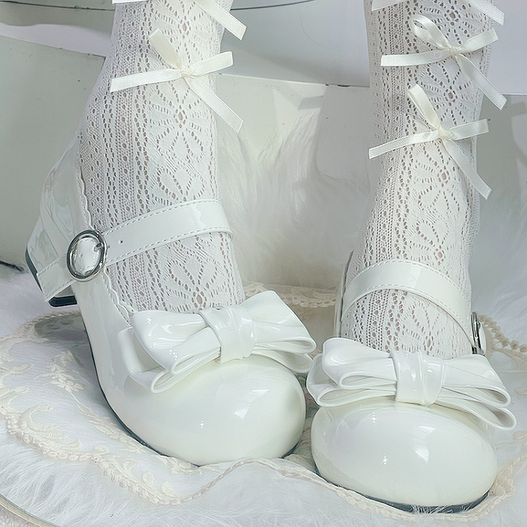 Süße Lolita-Mary-Janes in Weiß mit runder Zehenpartie und Blockabsatz