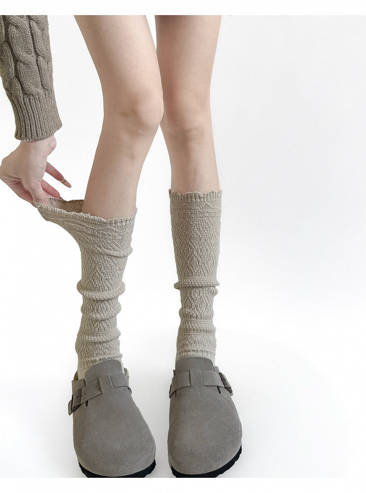 Dark Scalloped Colors: (4 Calf Socks Textured Gray