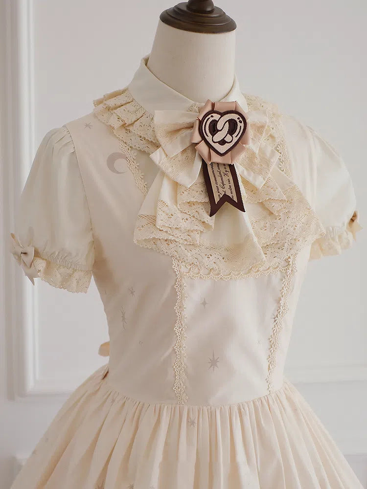 Brown Embroidery Brooch Bread