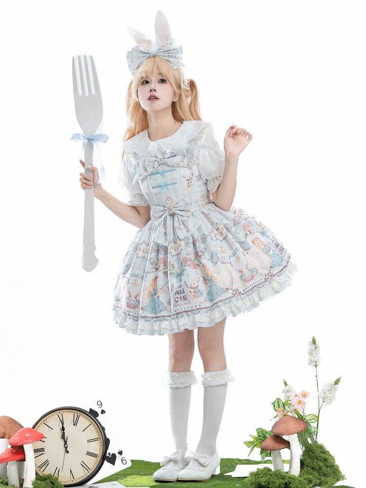 Süßes Wunderland Alice Light-Thema Lolita im Pulloverrock mit blauem Aufdruck