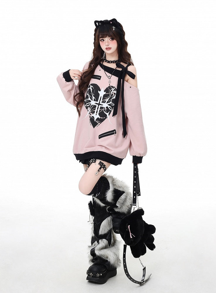 ピンクのアシンメトリーネックライン、セルフタイストラップ、ハート&クロス スウェットシャツ