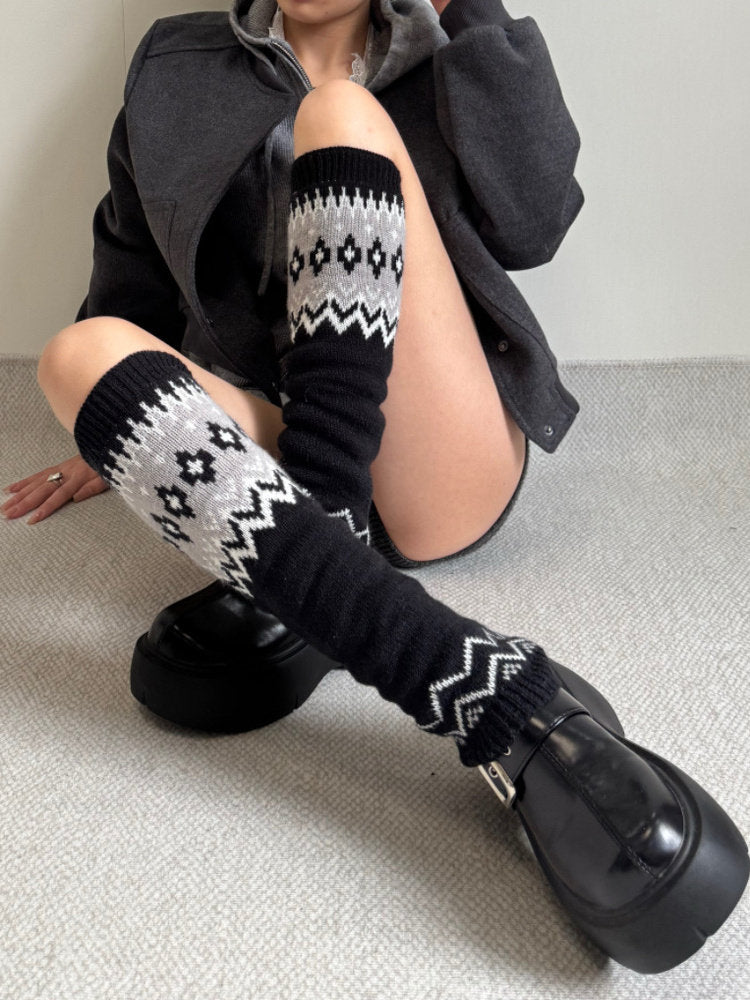 Colors: Knit (2 Fair Warmers Pattern Black Leg Isle