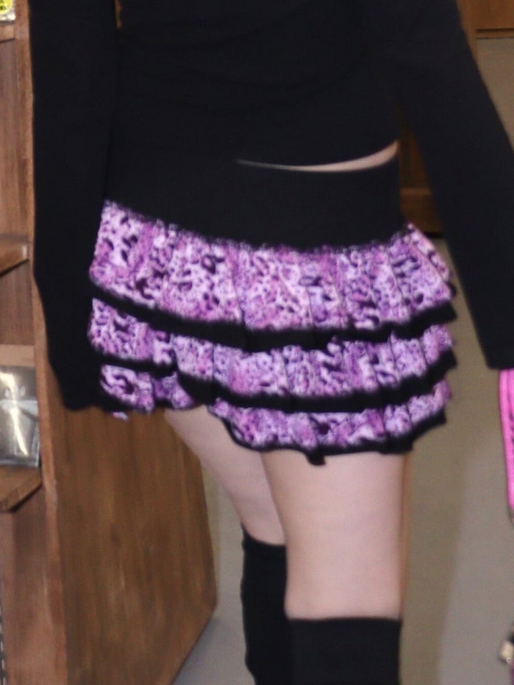 Mint Hime Green/Purple Leopard Print Tiered Skirt with Ruffle Trim and Chain Accent Gyaru