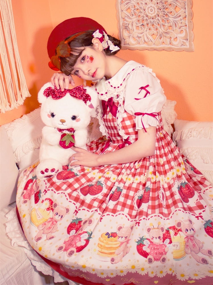 赤い蝶結びと白いピーターパンカラーのレーストリムのスイートロリータブラウス