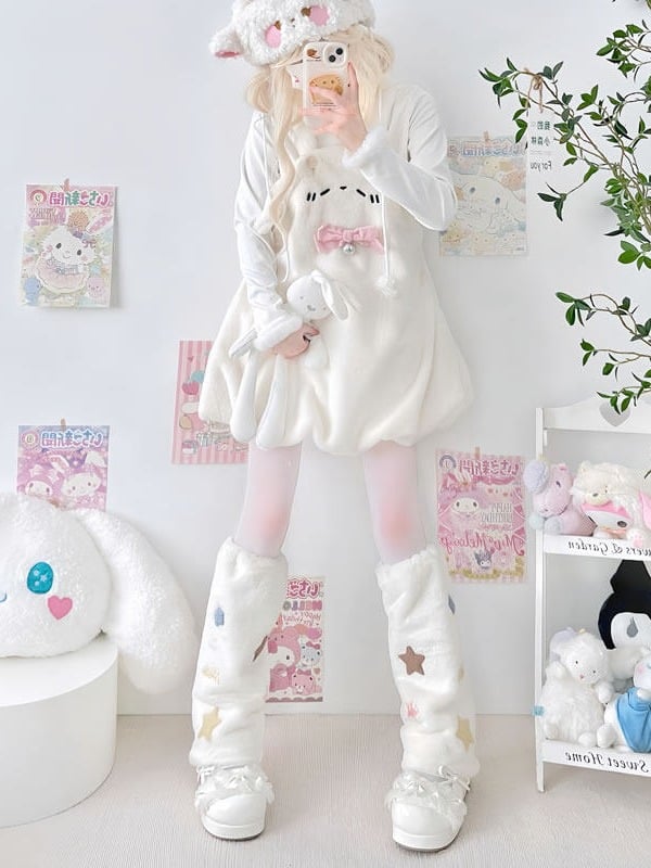 Star Patches Leg with White Fluffy Heart Warmers