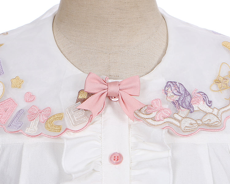詳細 ホワイトのフリル付きロリータボウノットブラウス スイートヘム 刺繍入りピーターパンカラー