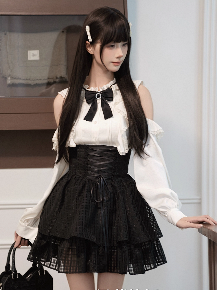 Set: White Blouse Jirai / Shoulder Lace-Up Open Tiered Kei Skirt Waist Black High Two-Piece