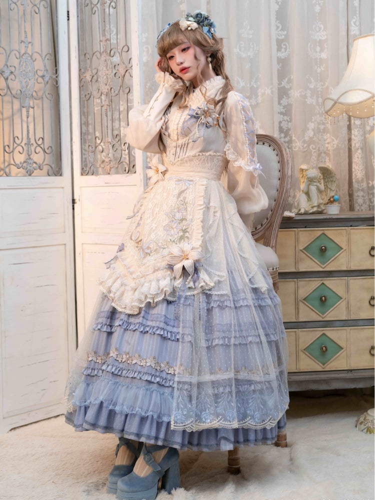 Lilien-Stickerei-Applikation, mehrlagiger Saum, blaues klassisches Lolita-Kleid, Knopfleiste vorne