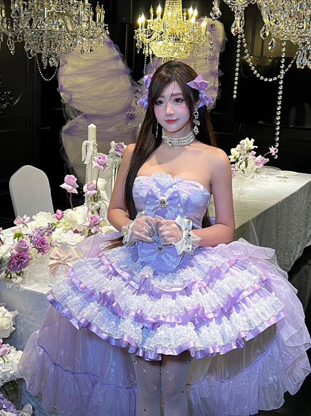 Lila Schleifen verziert Mieder süß Lagenrock Prinzessin Geburtstag trägerloses Kleid